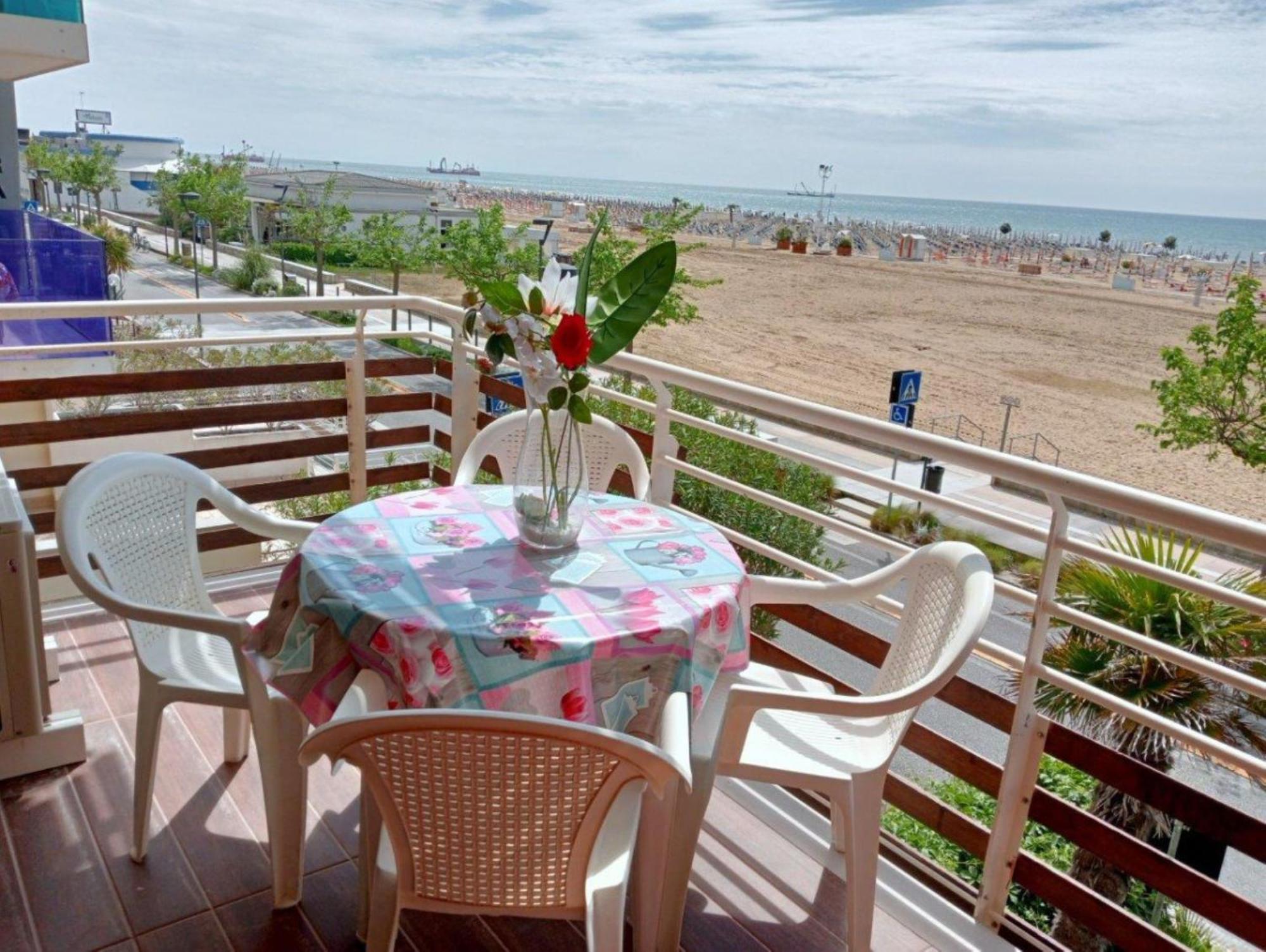 Monica Apartment บิบิโอเน ภายนอก รูปภาพ